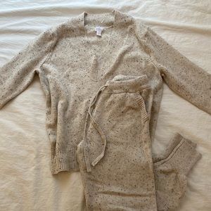 Target stars above pajama set